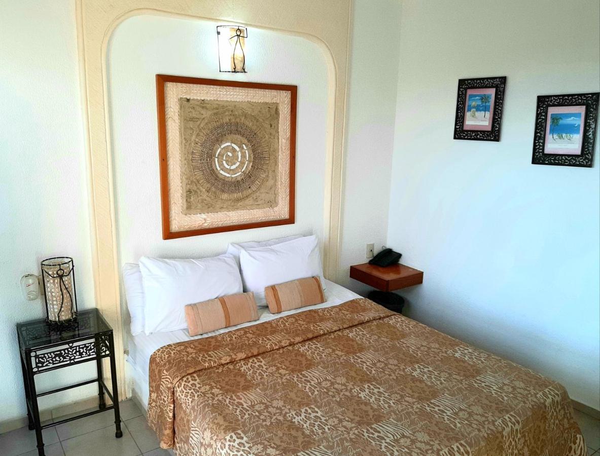 Hotel Villas Xaiba Пуэрто-Эскондидо Экстерьер фото